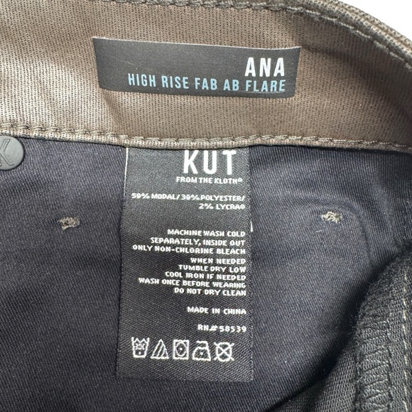 NWT Kut from the Kloth Ana Coated High Rise Fab Ab Flare Pants Seal Brown sz 10 - Picture 8 of 16